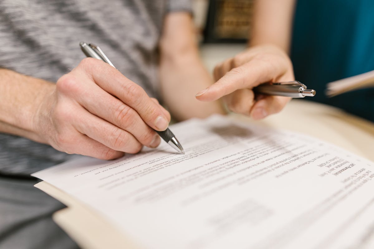 How to Evict Someone Not on the Lease in California